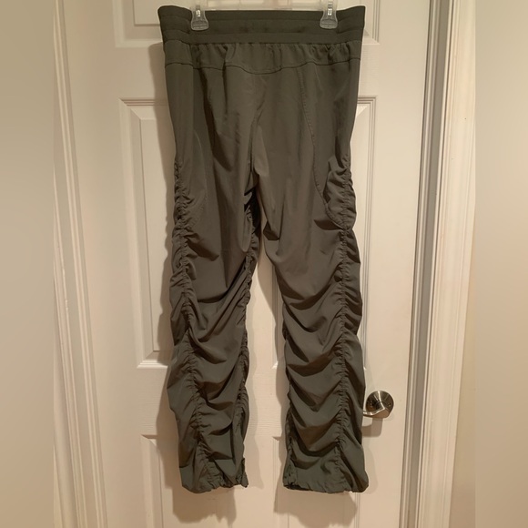 Kyodan Ruched Pants with Drawstring Waist - Picture 4 of 9